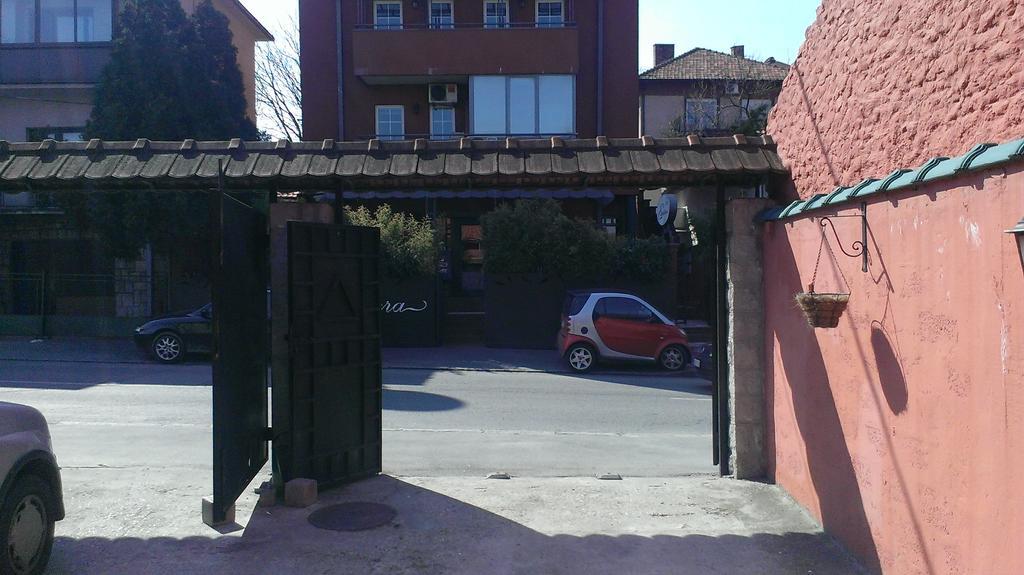 בלגרד Apartment Akacija Gardens מראה חיצוני תמונה